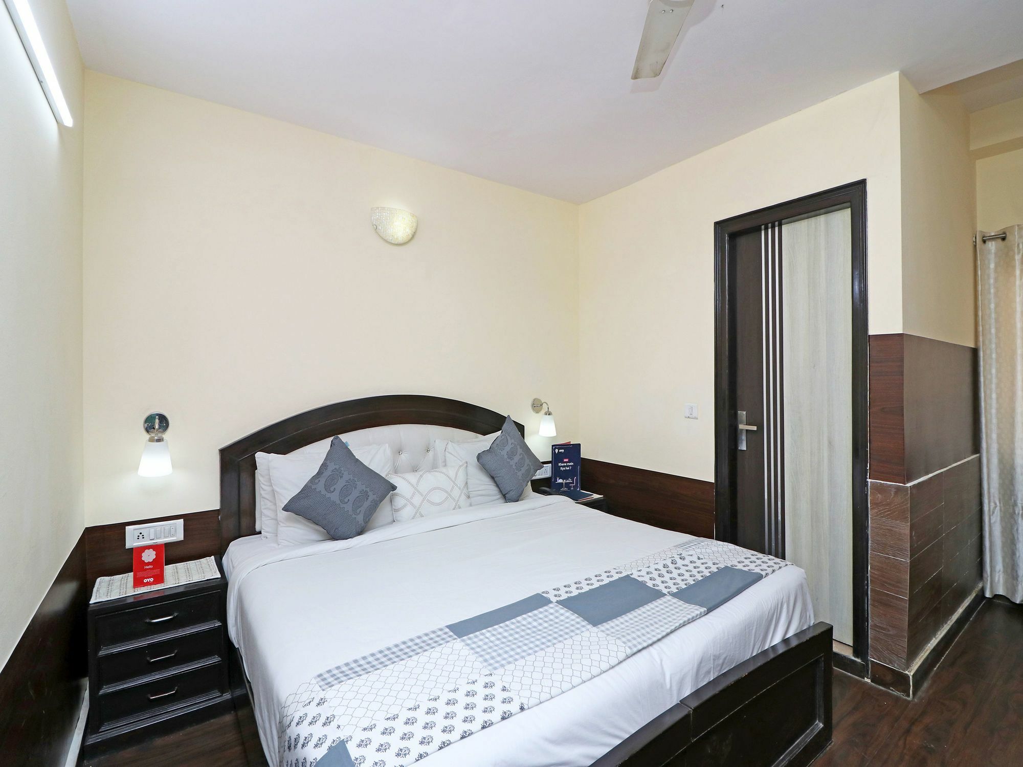 Hotel Oyo 13451 Star Corporate Avenue Nové Dillí Exteriér fotografie